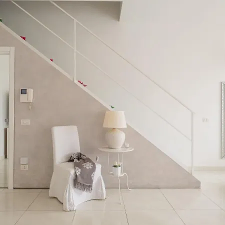Apartment The Rent - Spacious With Balcony In Viale Monza Milan
