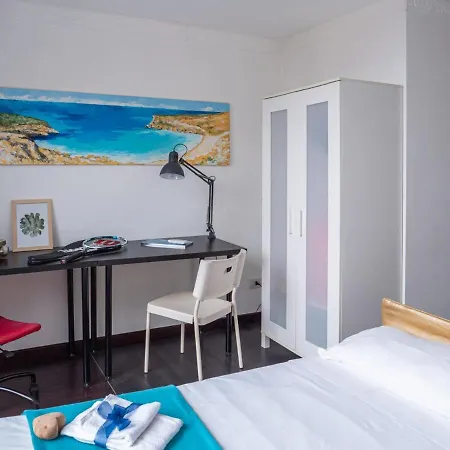 The Rent - Spacious With Balcony In Viale Monza * Milan